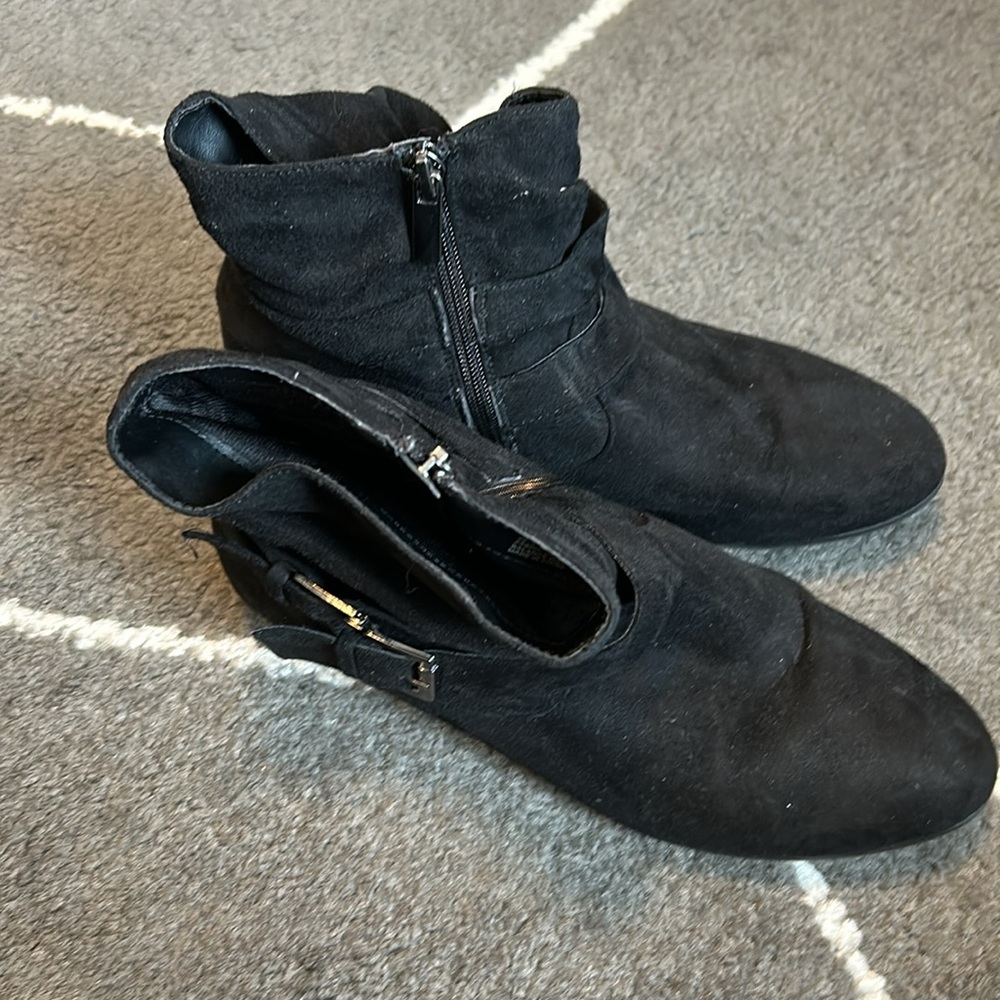 Short Boots - Picture 2 of 6